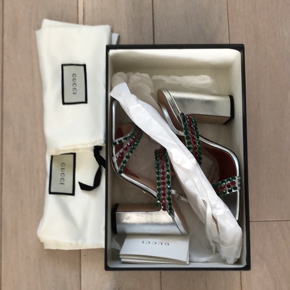 Gucci Silver Bertie Leather with Crystals Sandals - Picture 2 of 12